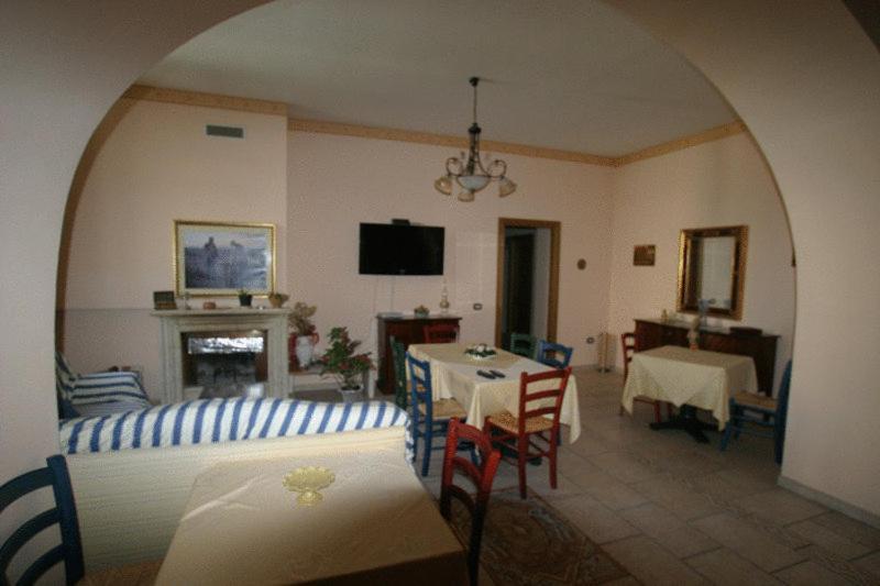 Tavernola - Locanda Di Campagna Battipaglia Dış mekan fotoğraf
