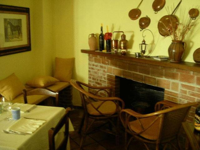 Tavernola - Locanda Di Campagna Battipaglia Dış mekan fotoğraf