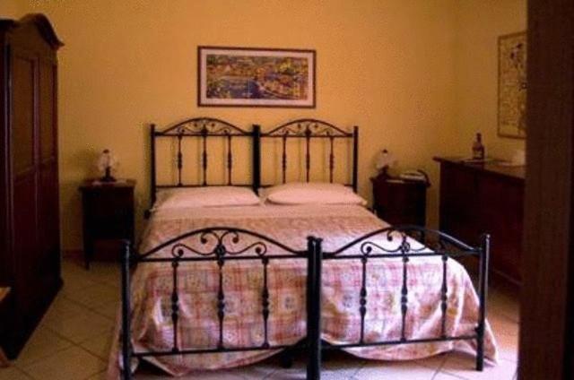 Tavernola - Locanda Di Campagna Battipaglia Dış mekan fotoğraf