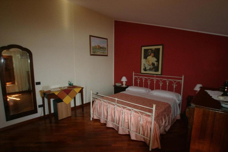 Tavernola - Locanda Di Campagna Battipaglia Dış mekan fotoğraf